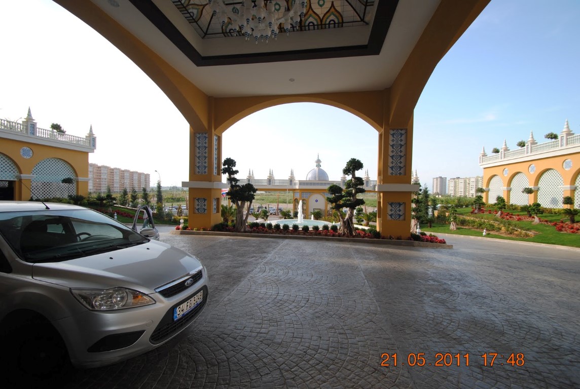 imagini hotel ROYAL WINGS LARA